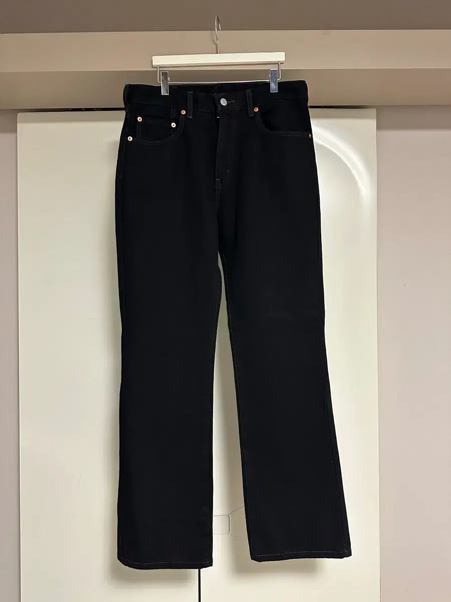 (32/32) リーバイス 517 - Black