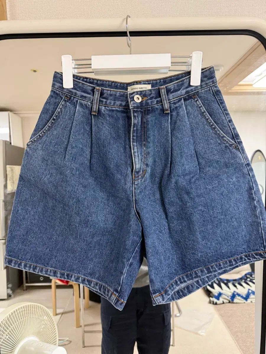 ナッシングリトゥン リー デニム ハーフパンツ
