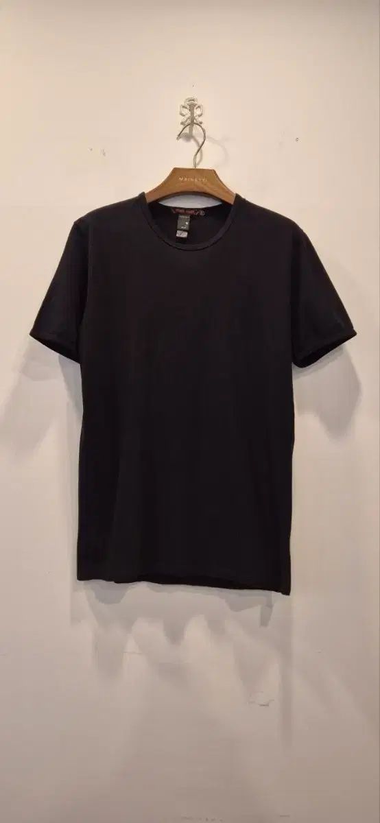 ロベルトカヴァッリ 52 ブラック Tシャツ