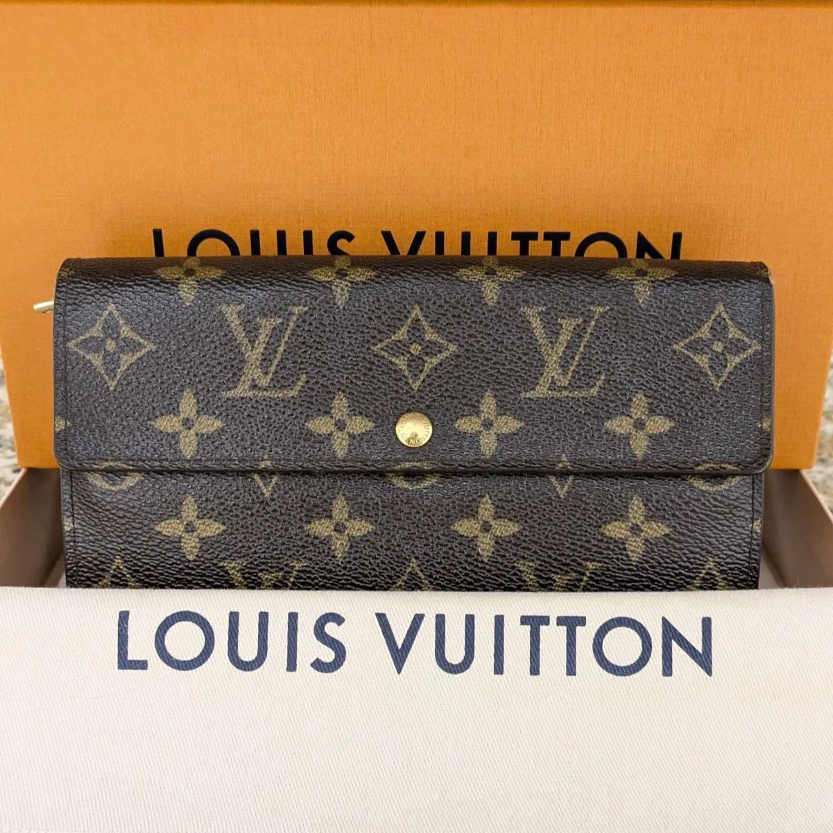 LOUIS VUITTON ルイヴィトン　モノグラム 長財布 二つ折り財布