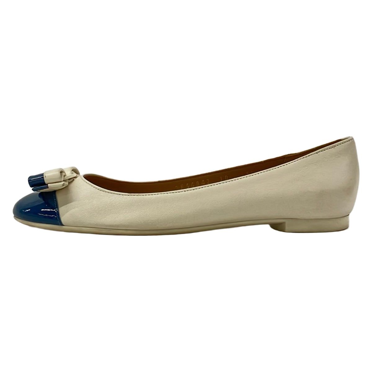FERRAGAMO/SalvatoreFerragamo(サルバトーレフェラガモ) パンプス 5 1/2 B レディース ヴァラ RF56842 白×ネイビー ツートーン レザー