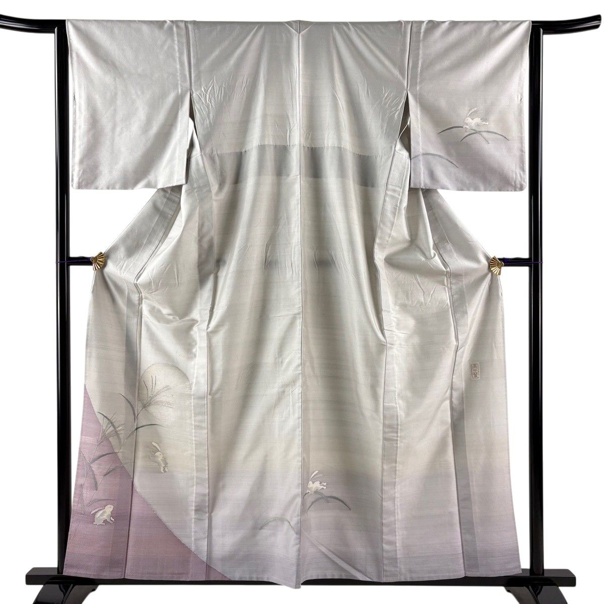 【美品】 付下げ 身丈158cm 裄丈64cm M 単衣 帝王紫 兎 ススキ 銀糸 灰色 正絹 逸品 【中古】
