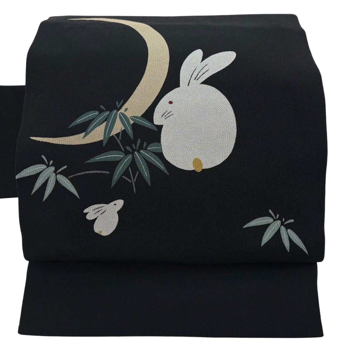 名古屋帯 名品 うさぎ 三日月 縮緬 黒 正絹 【中古】