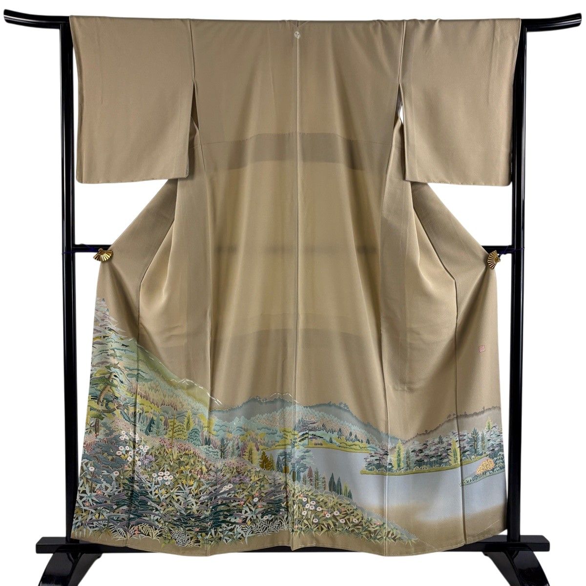 【美品】 色留袖 身丈156.5cm 裄丈65.5cm M 袷 落款 風景 草花 薄茶色 正絹 秀品 一つ紋 【中古】