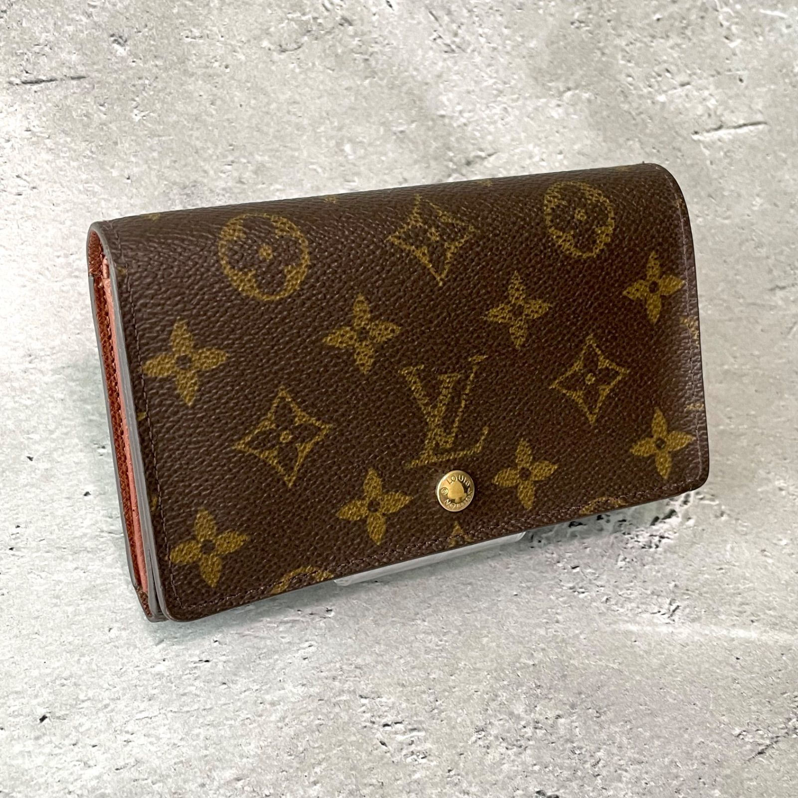 ルイヴィトン ポルトモネ トレゾール 折り財布