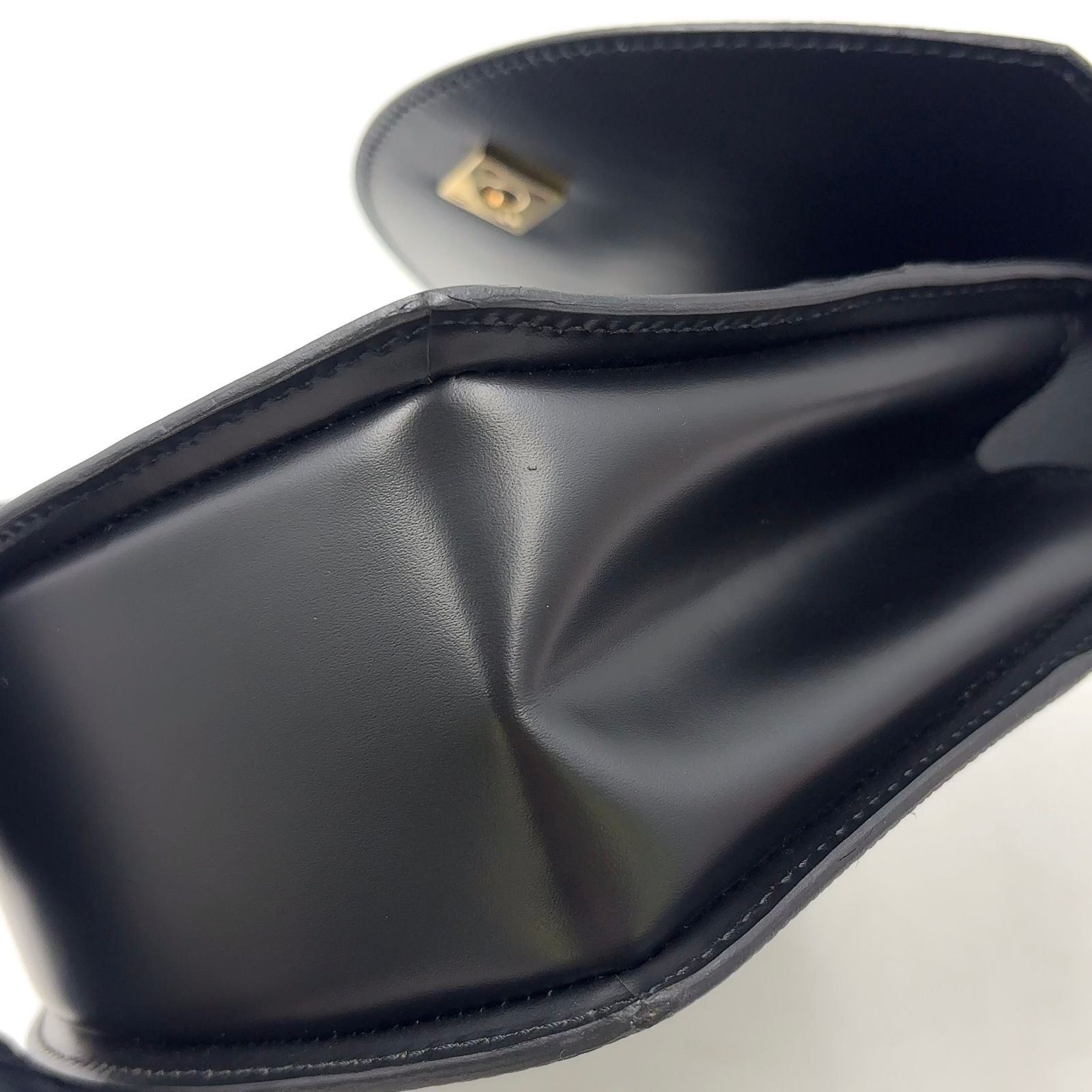 ルイ ヴィトン Louis Vuitton エピ ティルシット　ノワール LOUIS VUITTON ティルシット エピ エピ ノワール レザー ブラック