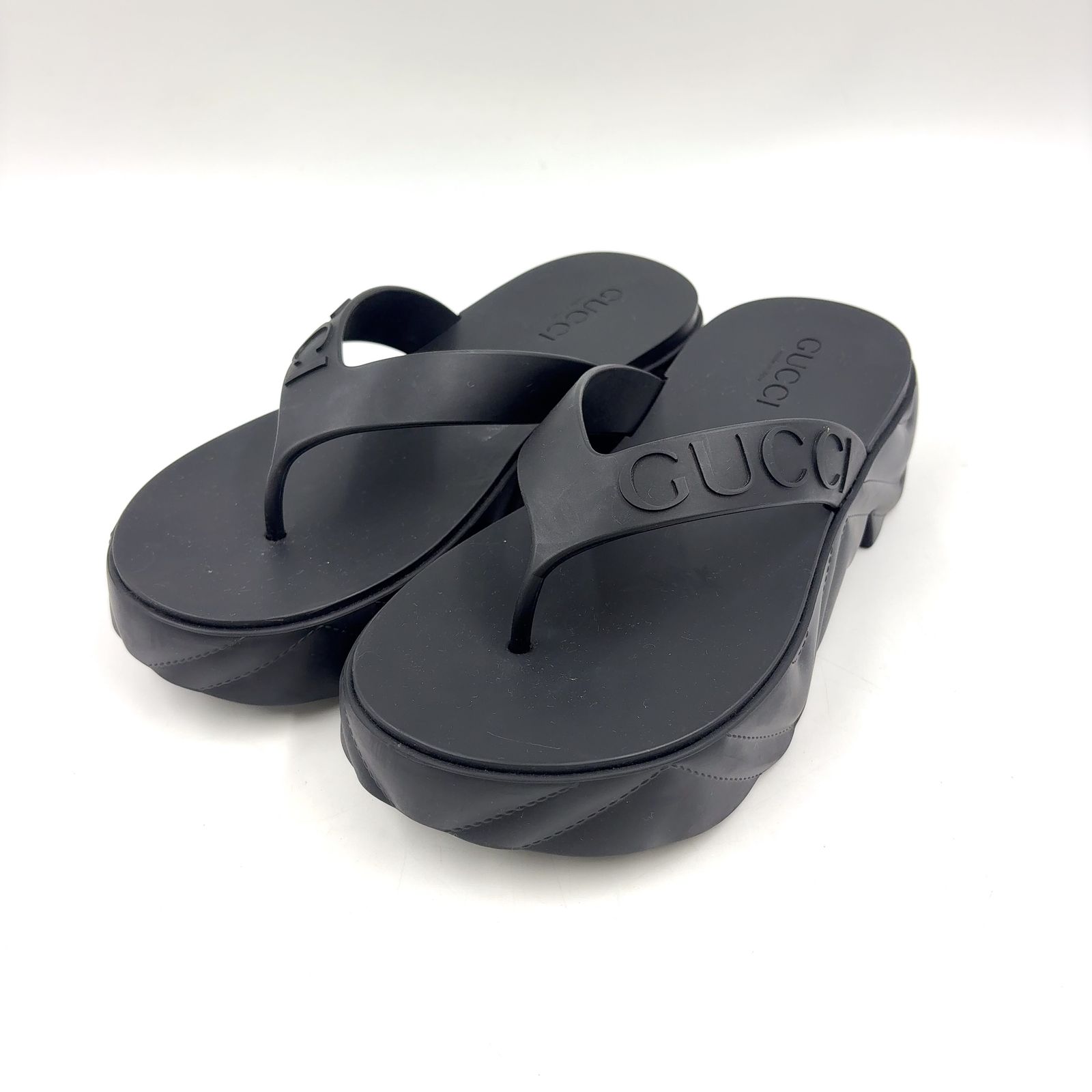 GUCCI トング ラバー ブラック サンダル - メルカリ