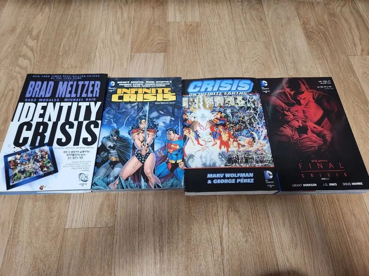 DC コミックス クライシス シリーズ 4 種 クライシスオン インフィニットUS 背