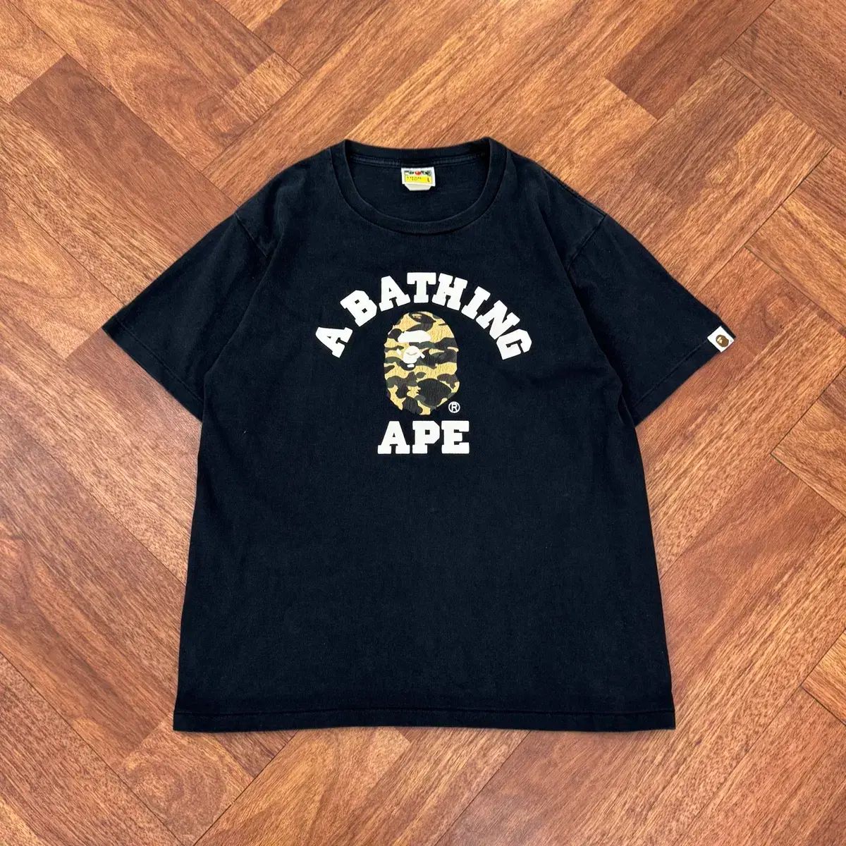 L Bape A BATHING APE アベイシングエイプ 半袖 Tシャツ