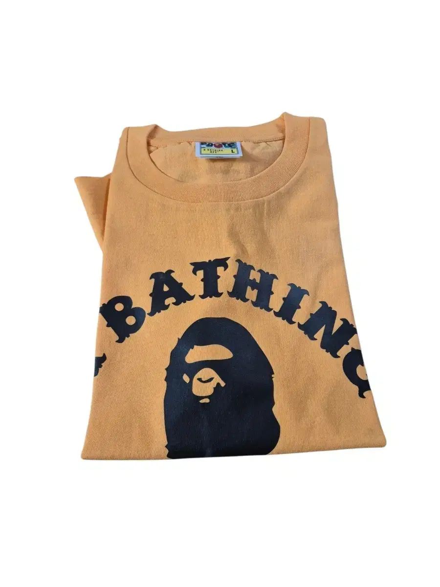 A BATHING APE アベイシングエイプ 半袖Tシャツ オレンジ Lサイズ