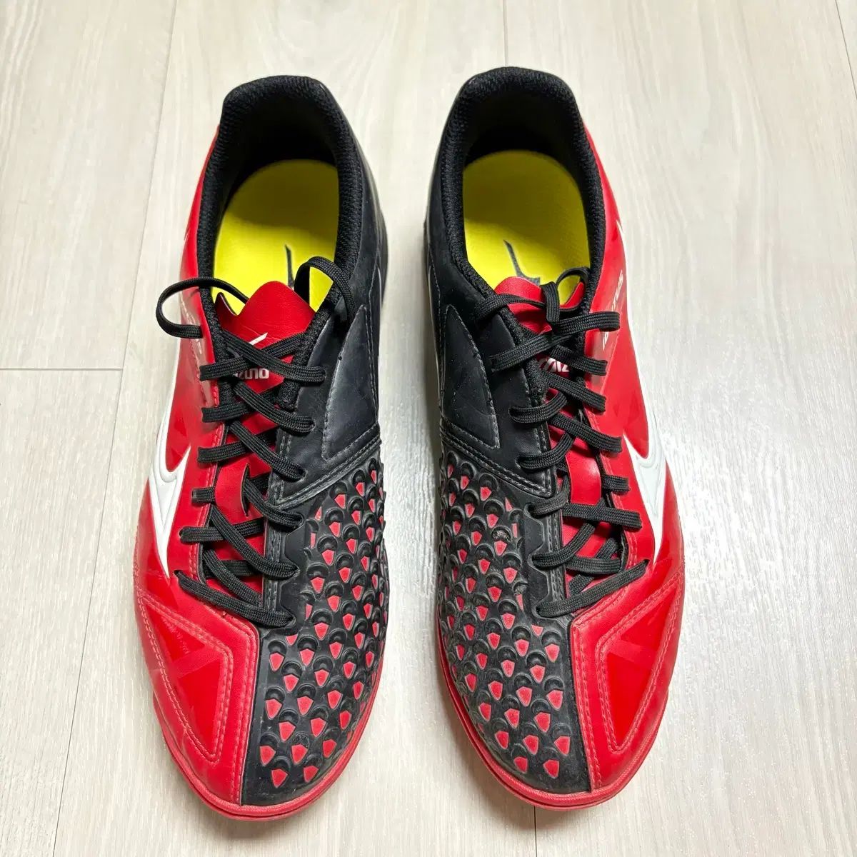 ミズノサッカーシューズ イグニタス4 TF270