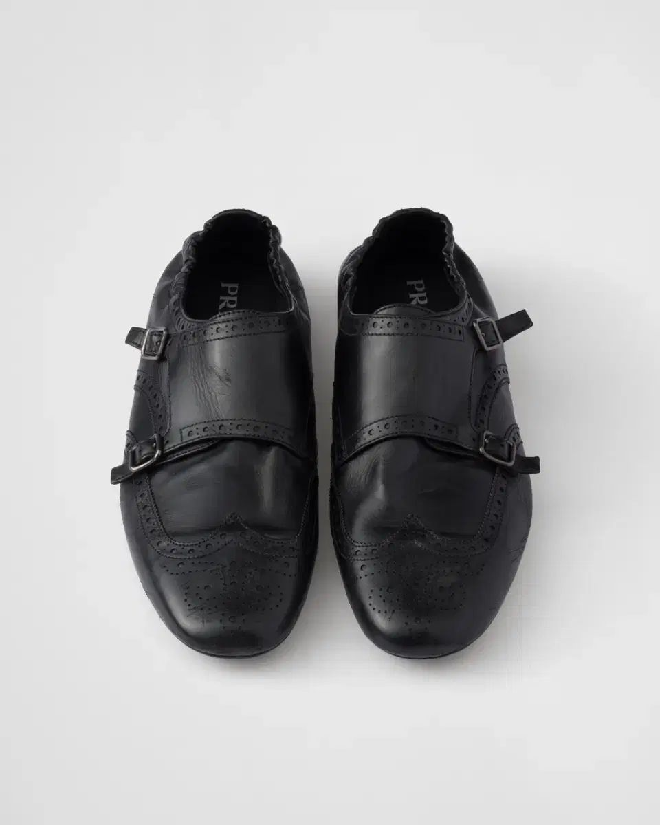 8 5 PRADA プラダ モンク ストラップ ローファー 152,561円