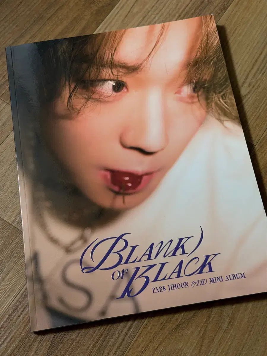 パク・ジフン(PARK JIHOON) ミニ 7th Album Blank or Black アルバム ブロブル