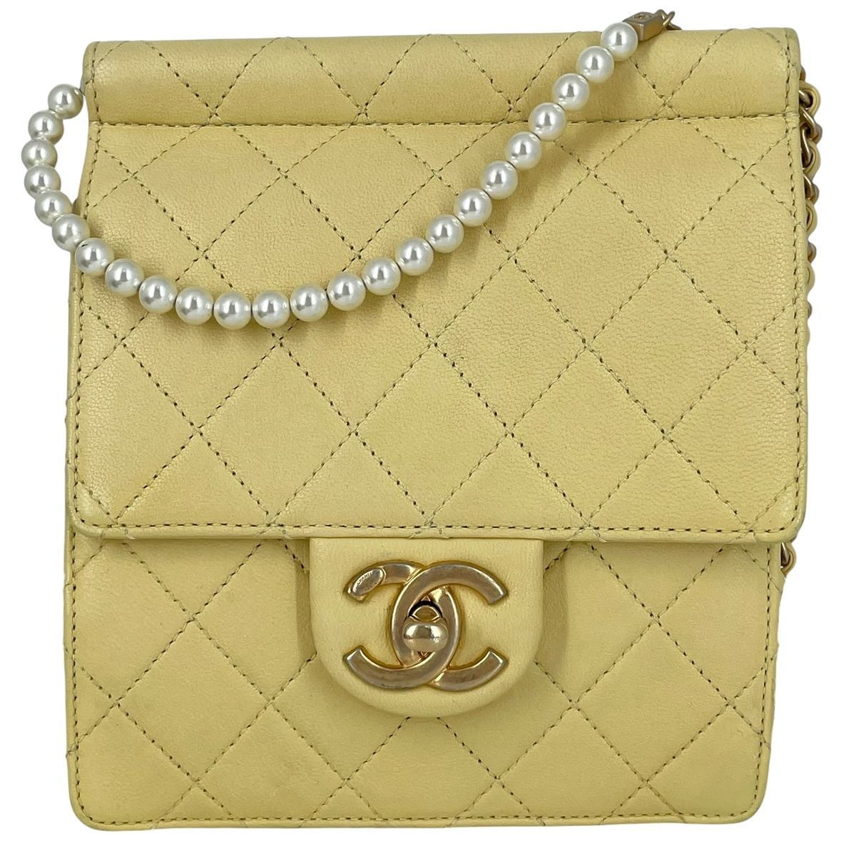 【中古】 CHANEL シャネル マトラッセ フェイクパール 縦型チェーンショルダーバッグ イエロー ラムスキン 27番台 シールあり 春夏 レディース 25015122 MK