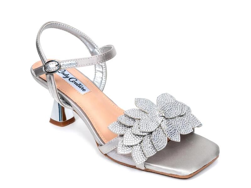 レディクチュール レディース シューズ サンダル Lady CoutureLori Sandal Silver Metallic シルバー
