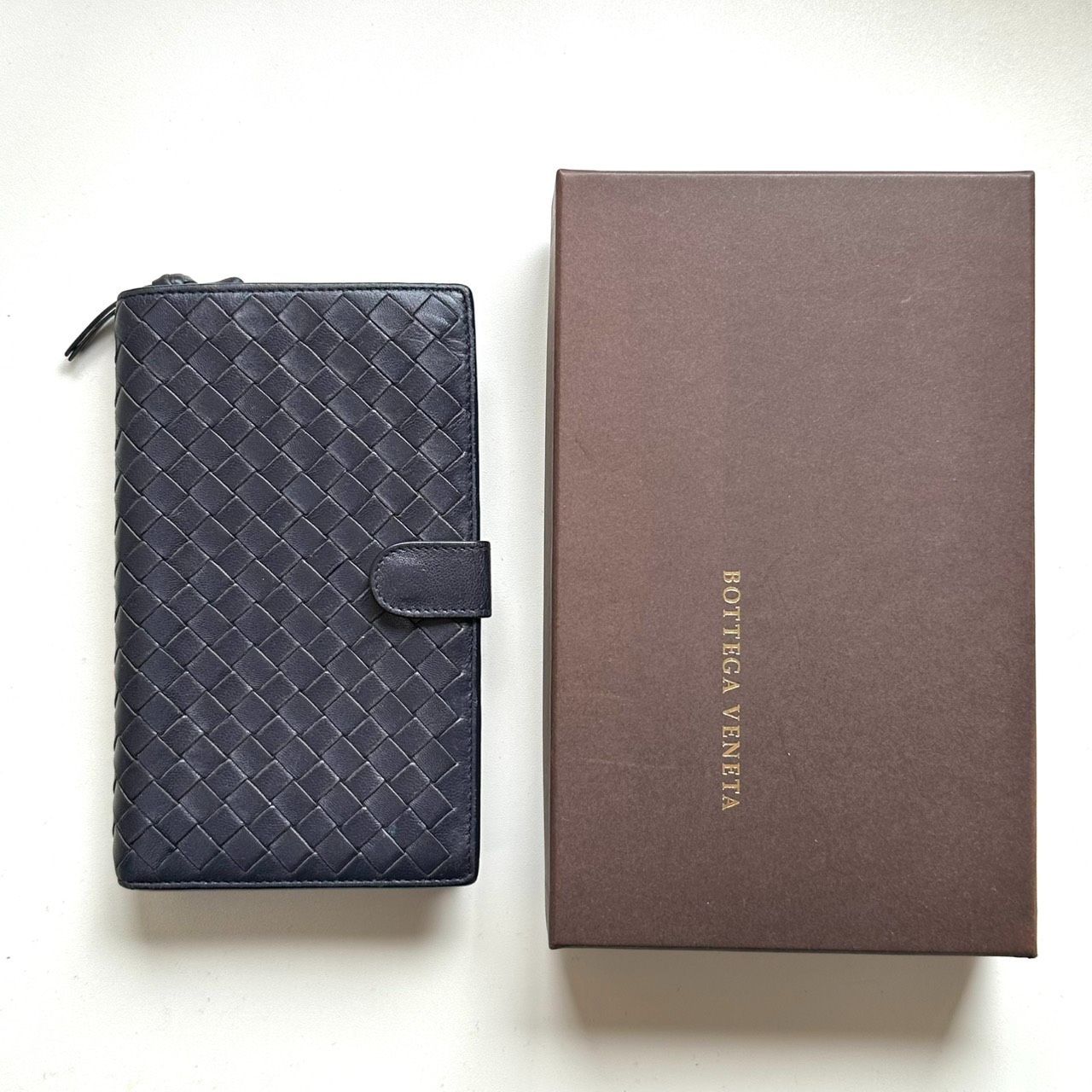 ボッテガヴェネタ BOTTEGA VENETA 長財布 イントレチャート ネイビー