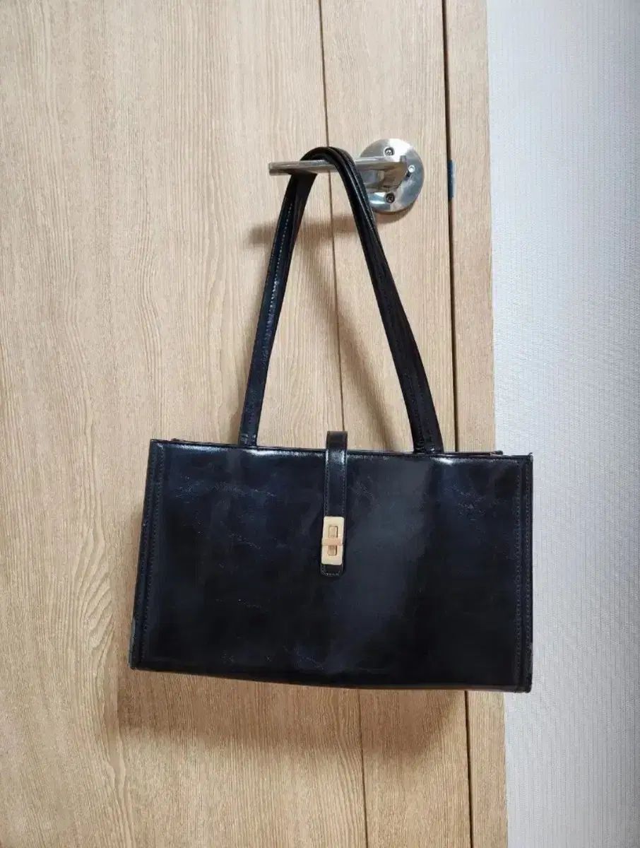 (2ヶ月使用)レディース ショルダーバッグ トートバッグ