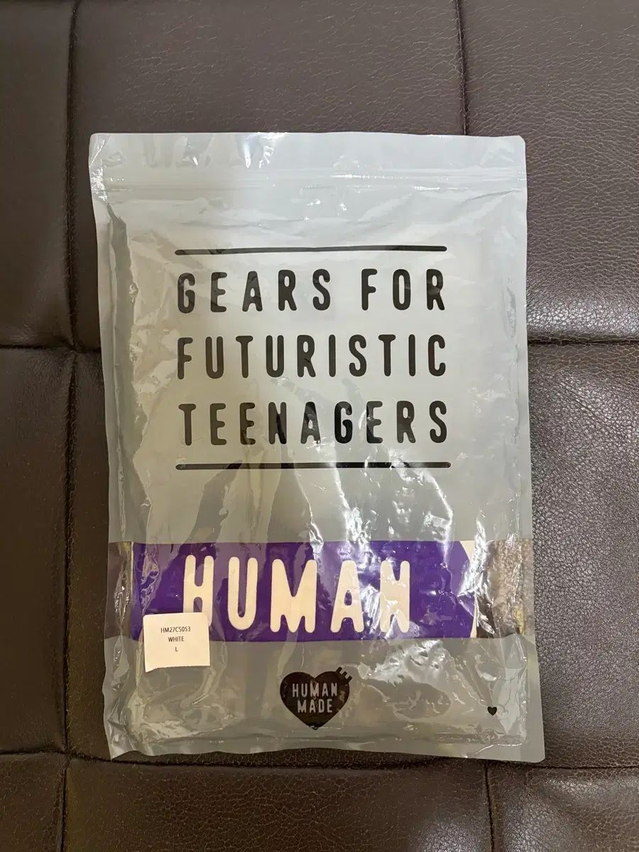 HUMAN MADE(ヒューマンメイド) 福岡 白 半袖Tシャツ
