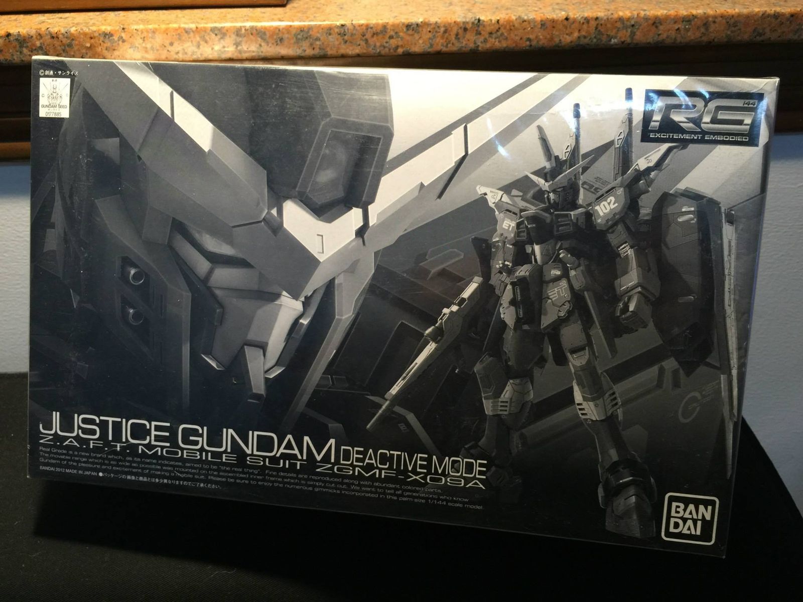 新品 RG(リアルグレード) 1/144 GMF-X09A ジャスティスガンダム ディアクティブモード（プレミアムバンダイ限定）