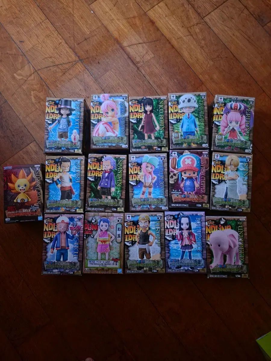 ONE PIECE フィギュア 16種 セット 陳列棚開封品