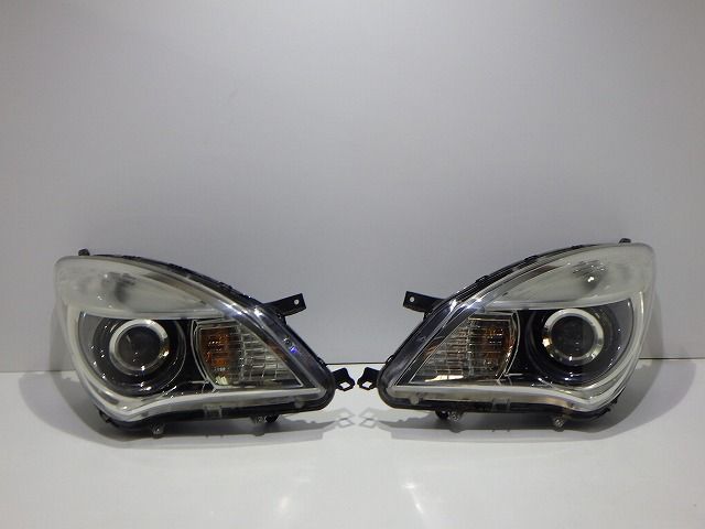ソリオ ヘッドライト左右 HID MA15S 35100/35300-54M LE10G6223 コーティング 綺麗 260616040