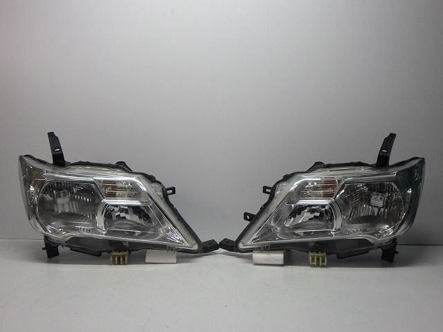 セレナ　ヘッドライト　左右　HID　キセノン　C26　FNC26　前期　100-23097　B　26010/26060-1VA5A　コーティング　綺麗　260613231 10,350円