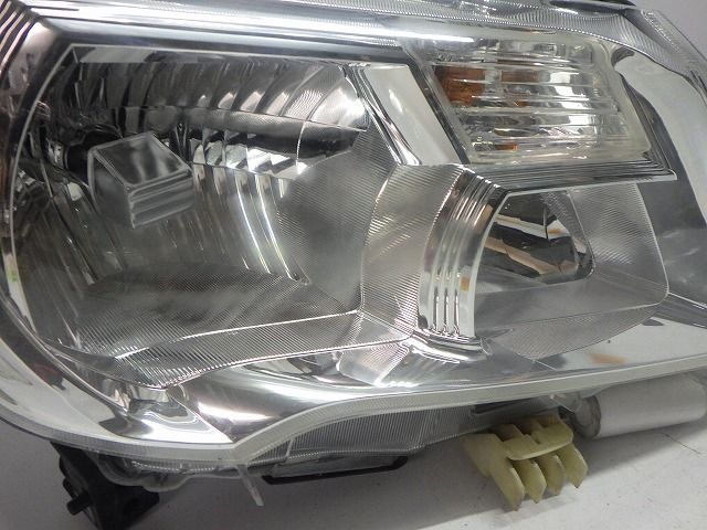 セレナ ヘッドライト 左右 HID キセノン C26 FNC26 前期 100-23097 B