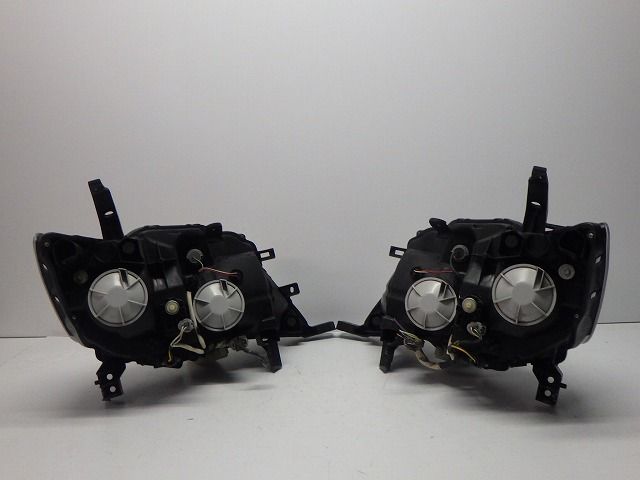 セレナ ヘッドライト 左右 HID キセノン 前期 C26 NC26 100-23097 B