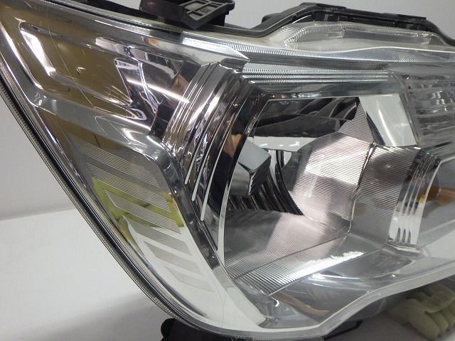 セレナ ヘッドライト 左右 HID キセノン 前期 C26 NC26 100-23097 B