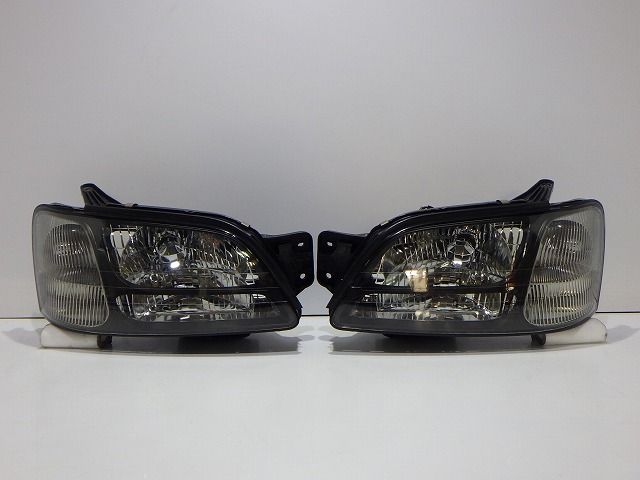 レガシィ ヘッドライト左右 HID BH5 BE5 前期 100-20655 H 84919AE030 コーティング 綺麗 260616033