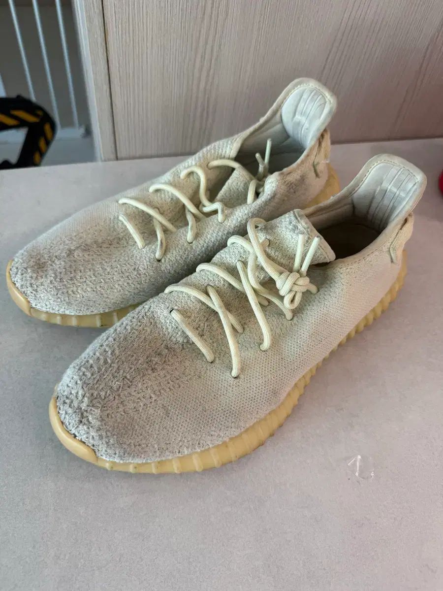 Yeezy 350 個人ムーン