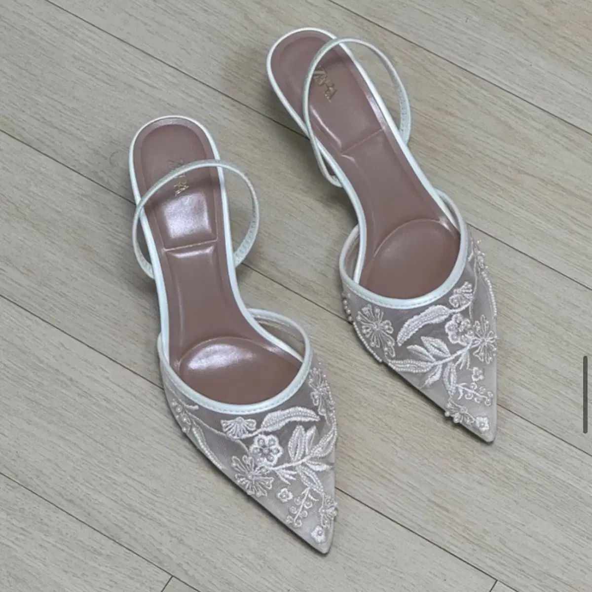 ほぼ新品) ZARA ザラ 刺繍メッシュスリングバックヒール 235 (ブライダルシューズ ウェディング撮影