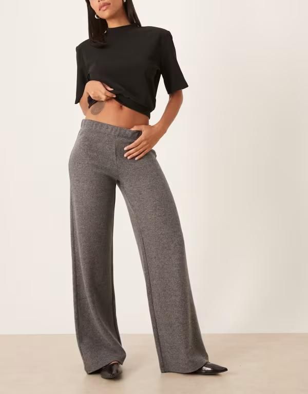 エイソス レディース ボトムス カジュアルパンツ ワイドレッグ パンツ ASOS DESIGN super soft wide leg pants Gray グレー