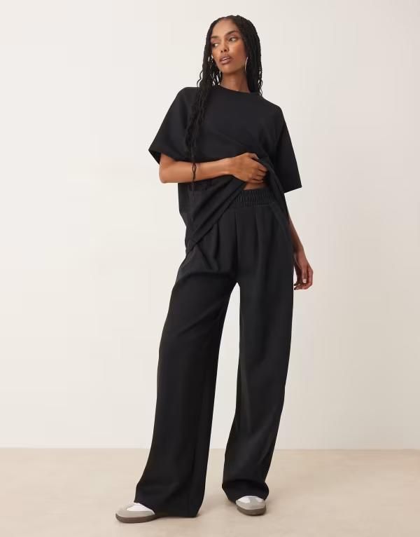 エイソス レディース ボトムス カジュアルパンツ ワイドレッグ パンツ ASOS DESIGN interlock super wide leg pants Black ブラック