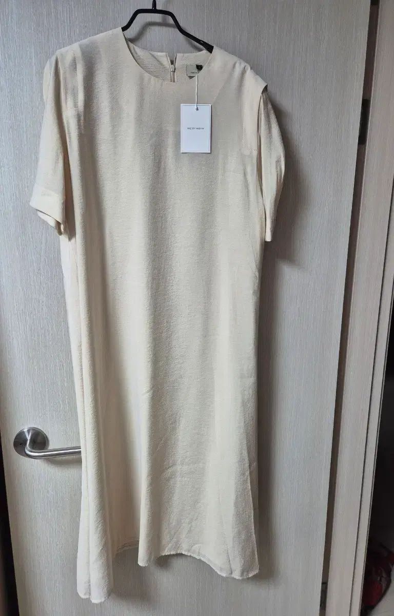 (新品) ヘバイヘキム ONE PIECE スリーブ ロング丈ワンピース SMALL