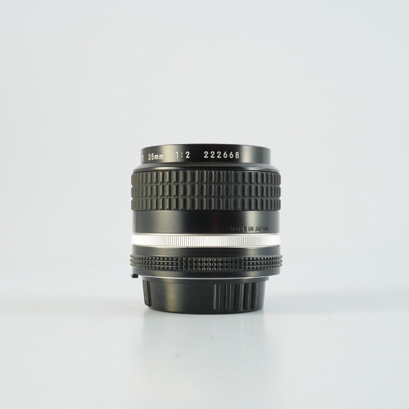 Nikon ニコン Ai-S NIKKOR 35mm F/2 単焦点レンズ - メルカリ