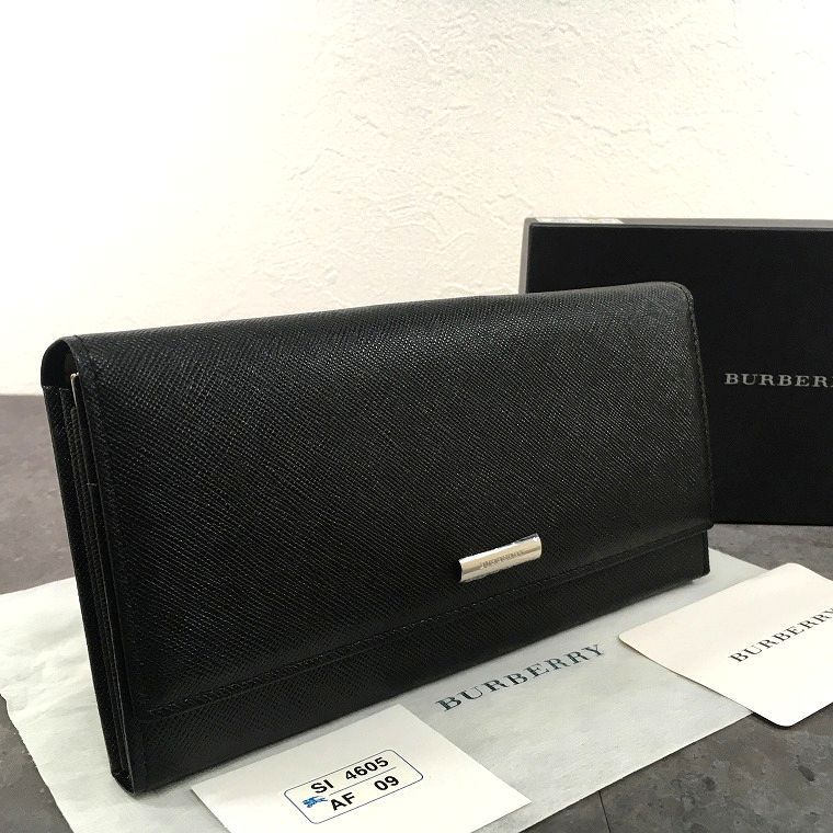 未使用品 BURBERRY 長財布 がま口 ブラック バーバリーチェック 224