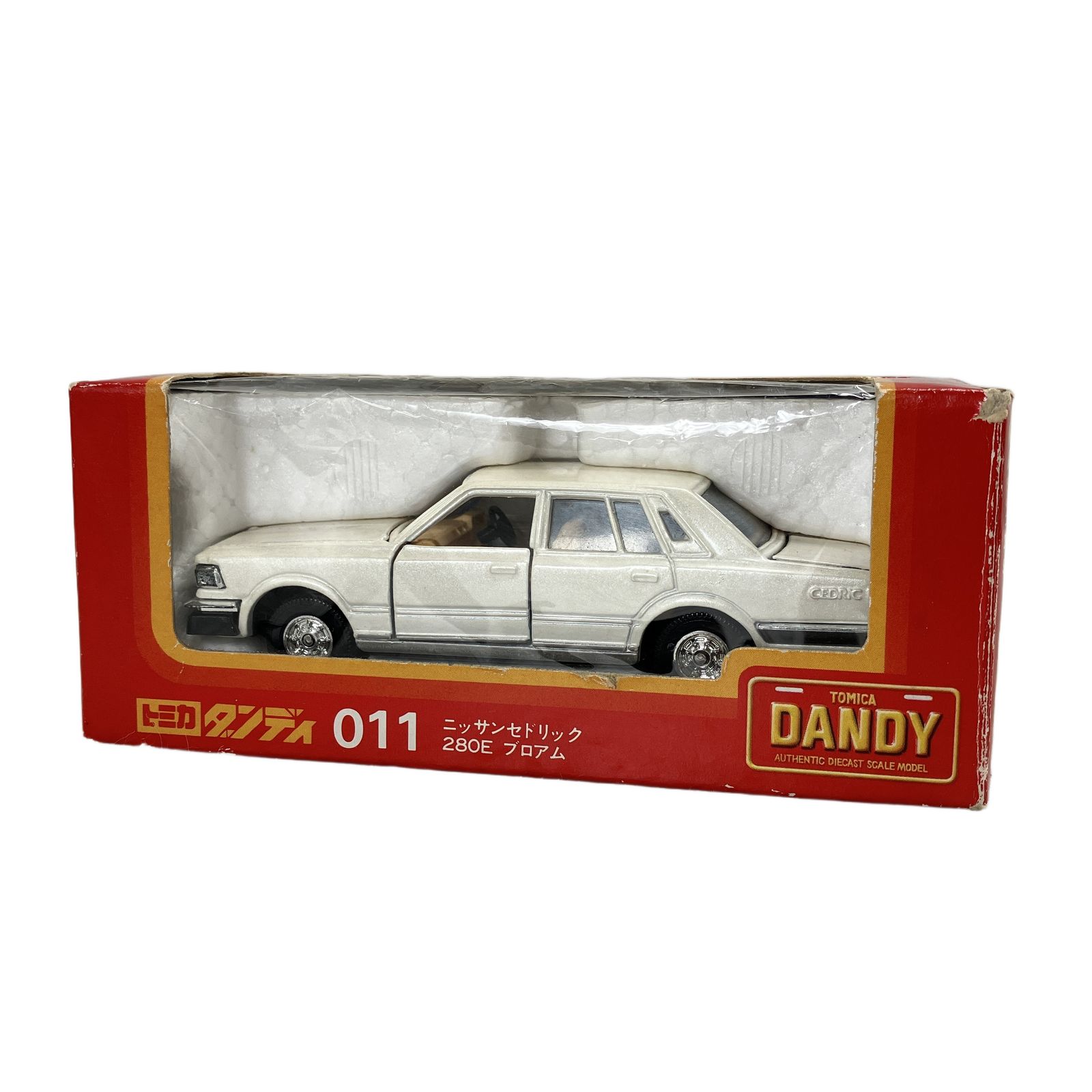 011 280E トミカダンディ ニッサンセドリック トミカ 国産車シリーズ