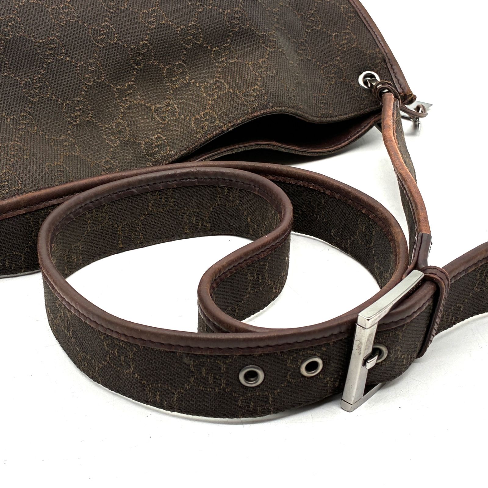 グッチ GUCCI ショルダーバッグ 斜め掛け クロスボディ GGキャンバス 