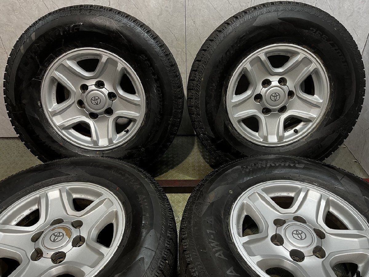 タイヤ走行短め【NANKANG 265/70R16】スタッドレス【トヨタ 90系ランクルプラド 純正ホイール 16インチ 7J6HPCD139.7+15】24年製　(KTJ682) 44,850円