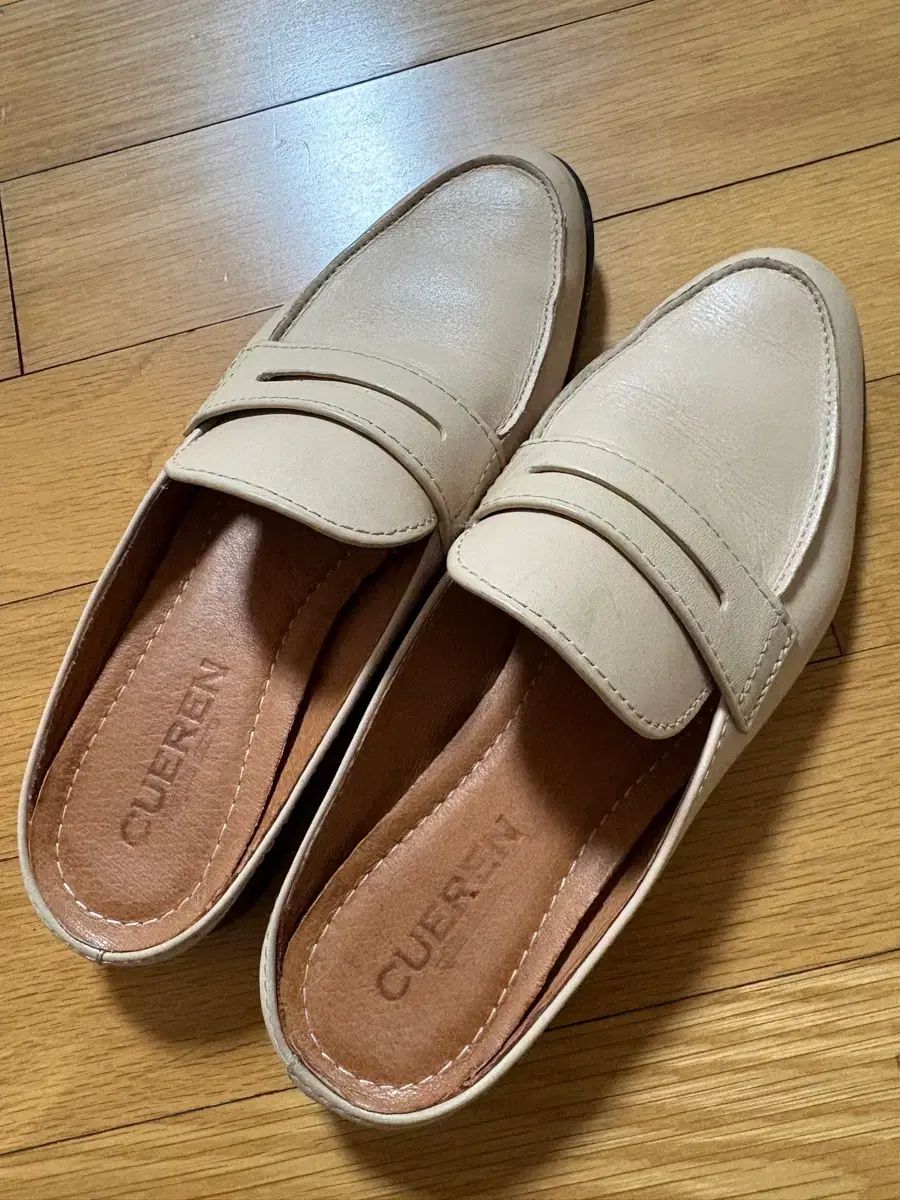 CUEREN ロンドン 08 ミュール