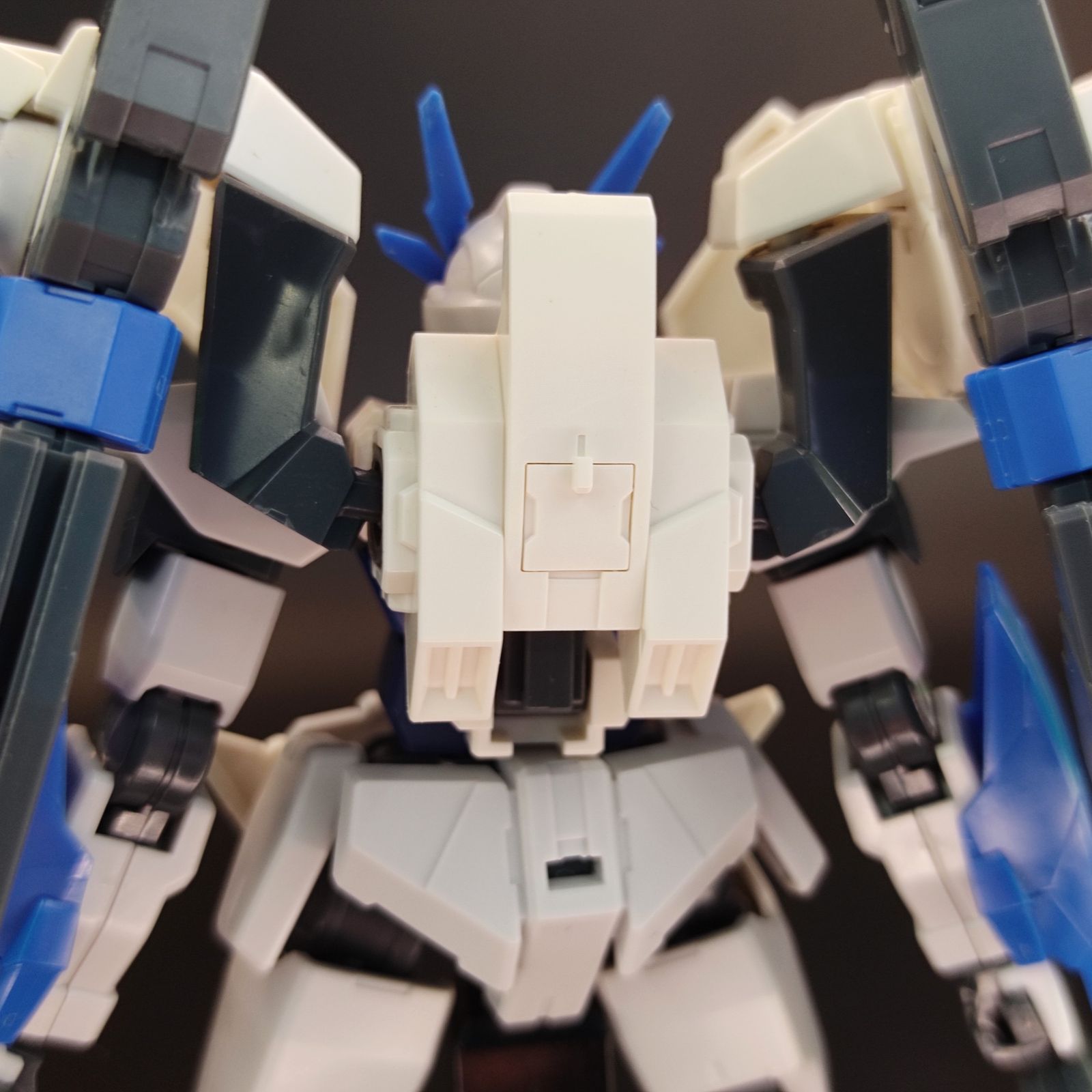 ガンプラ【中古品/ランクC、キズ、ほこり多少】 HGBD:R 1/144 ガンダムダブルオースカイメビウス 完成品 組立済みMG HG ガンダム Gunpla 2788
