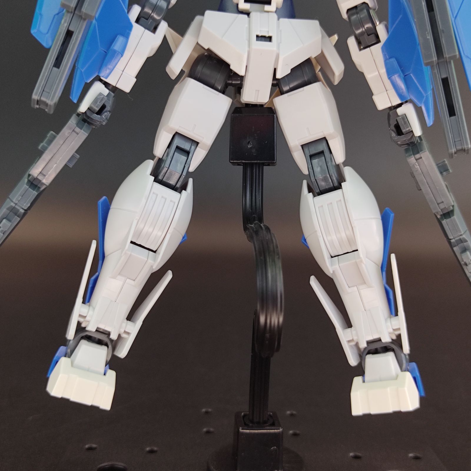 ガンプラ【中古品/ランクC、キズ、ほこり多少】 HGBD:R 1/144 ガンダムダブルオースカイメビウス 完成品 組立済みMG HG ガンダム Gunpla 2788