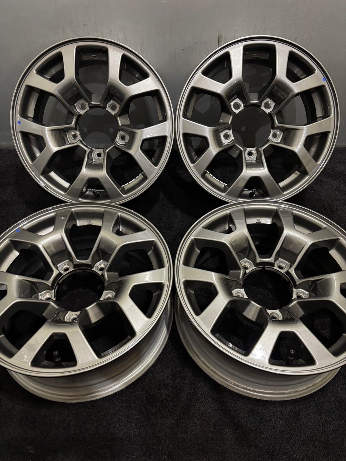 ★新車外し品 スズキ JB74 ジムニー シエラ 純正 15インチ 5.5J +5 139.7 5H アルミホイール 4本 ノマド (1-M552) 26,650円