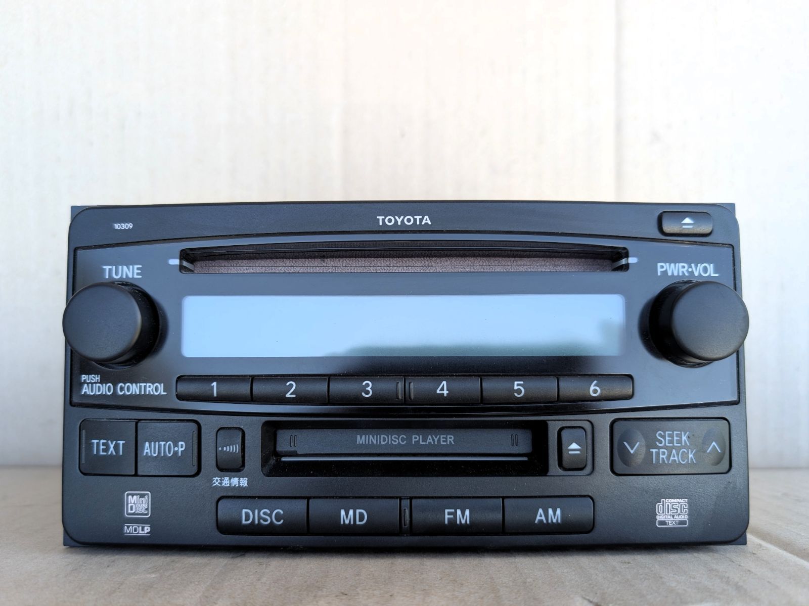 トヨタ 純正 CD MD プレイヤー 86120-52210 オーディオ カーステレオ