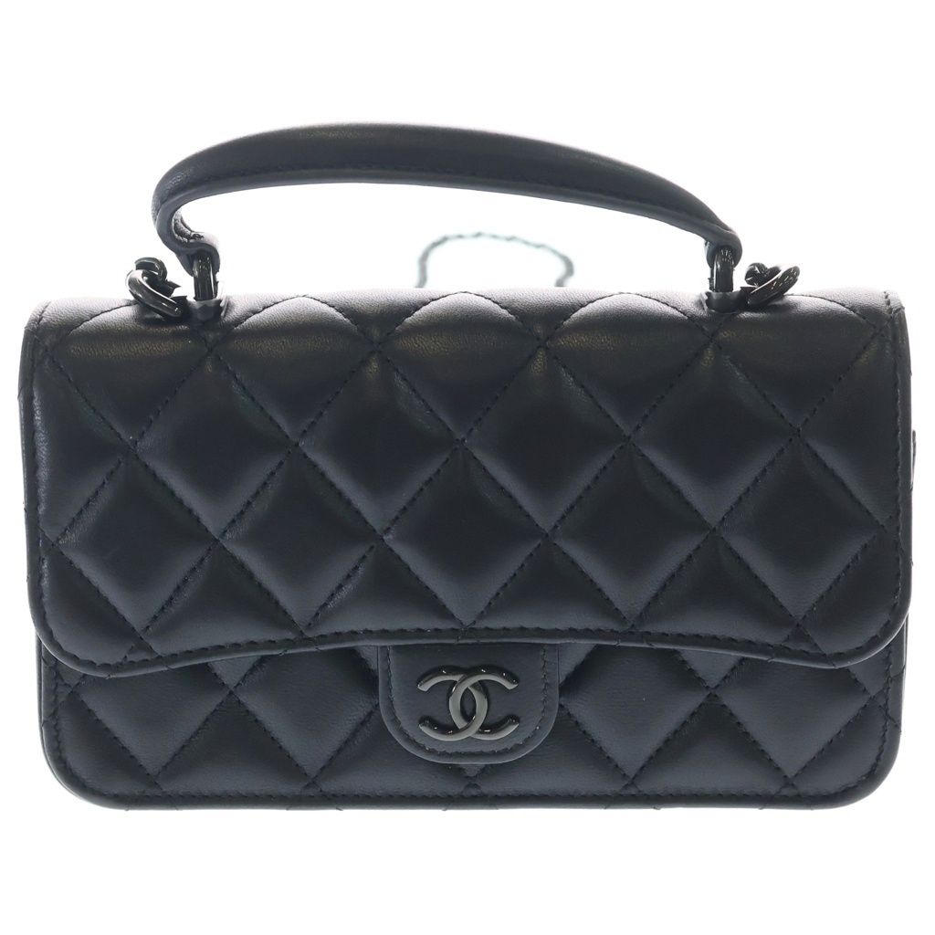 CHANEL (シャネル) マトラッセフラップフォンケース チェーン