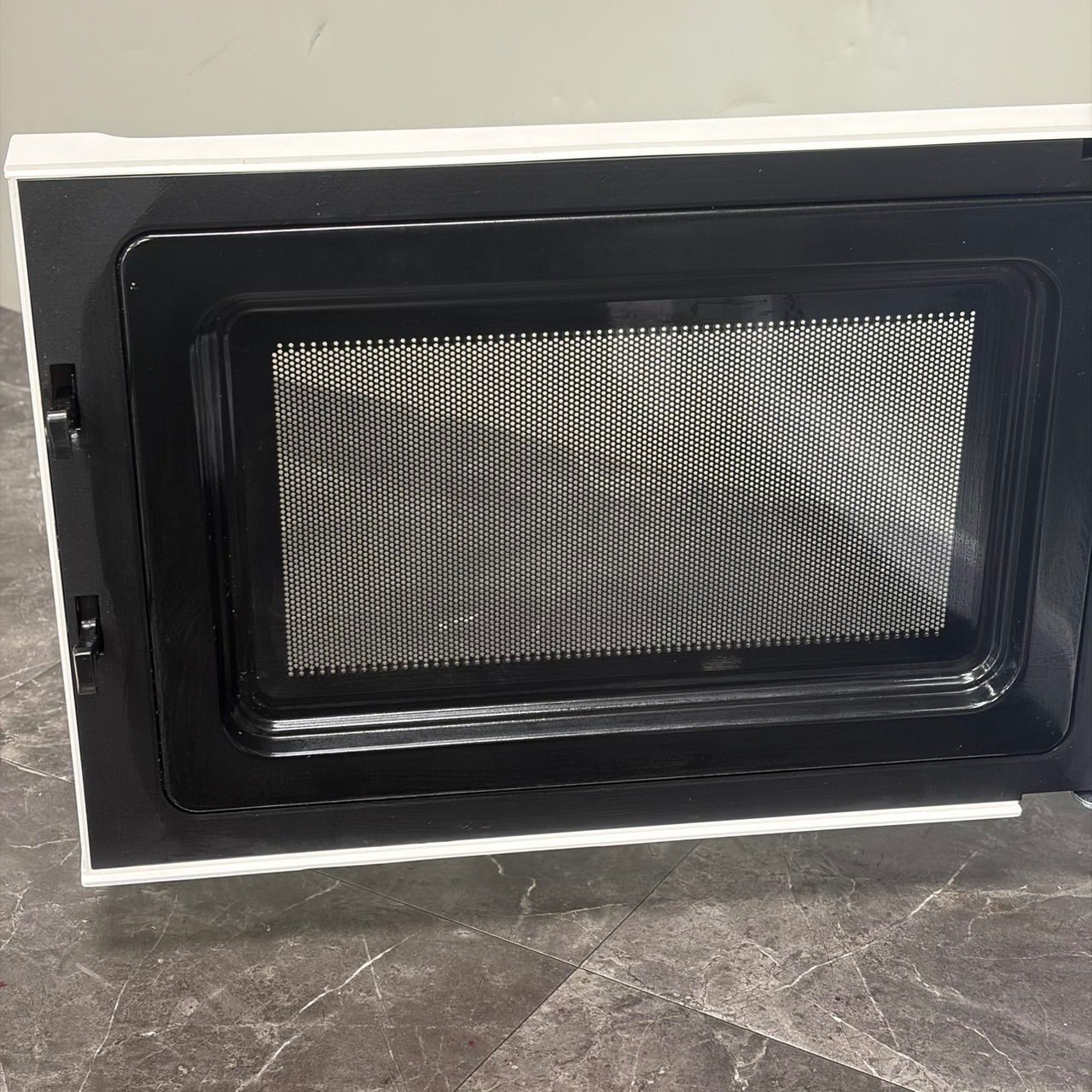 ∞送料込！ HITACHI HMR-FT183 2021年製 電子レンジ 18L フラット庫内