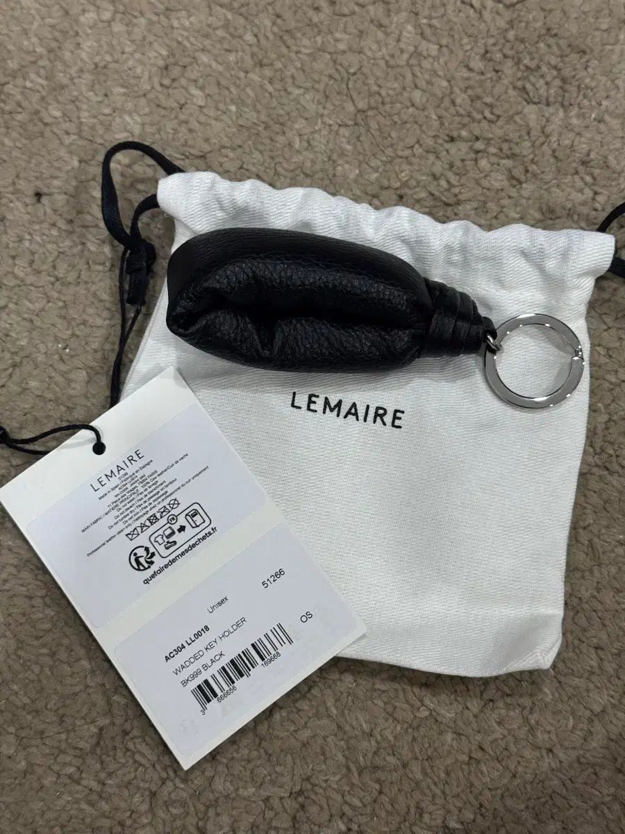LEMAIRE（ルメール） ワディッド キーホルダー ブラック
