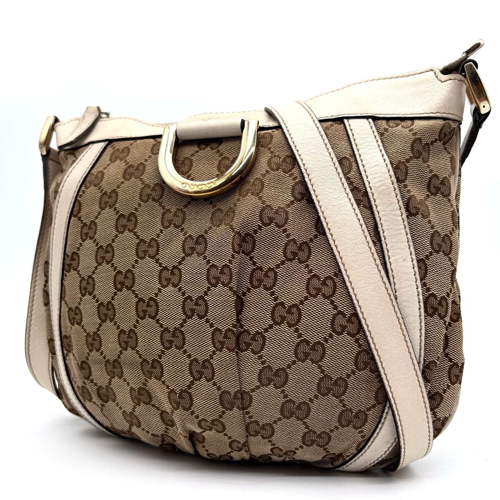 グッチ GUCCI アビー GGキャンバス ショルダーバッグ ワンショルダー 三日月型 ベージュ アイボリー レザー 本革 肩掛け ボーナス 夏休み 帰省 サマーギフト 敬老の日 ご褒美 プレゼント