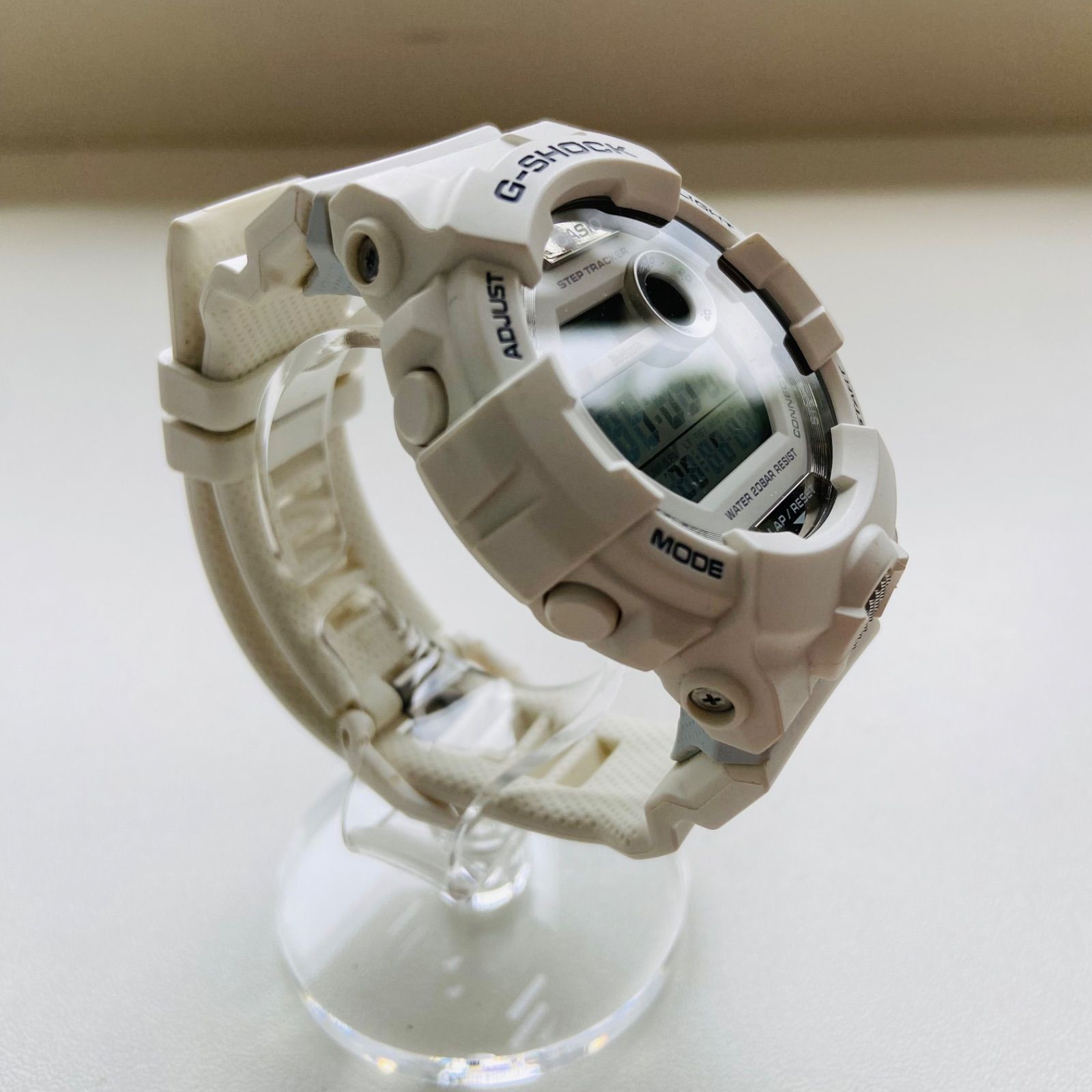 CASIO G-SHOCK GBD-800-7JF ホワイト Bluetooth デジタル腕時計 - メルカリ
